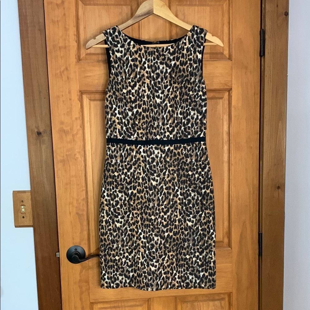 LOFT Black and Tan Sheath Dress Sleeveless Crew Neck